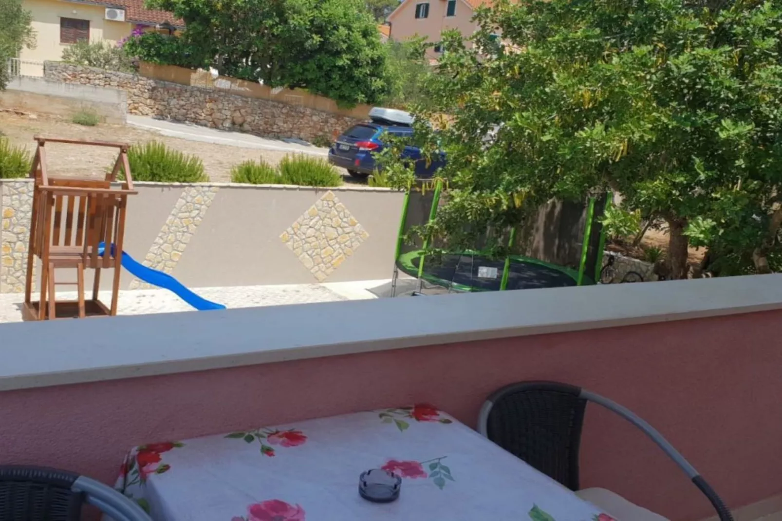 One Bedroom Apartment with Balcony 3-Im Freien