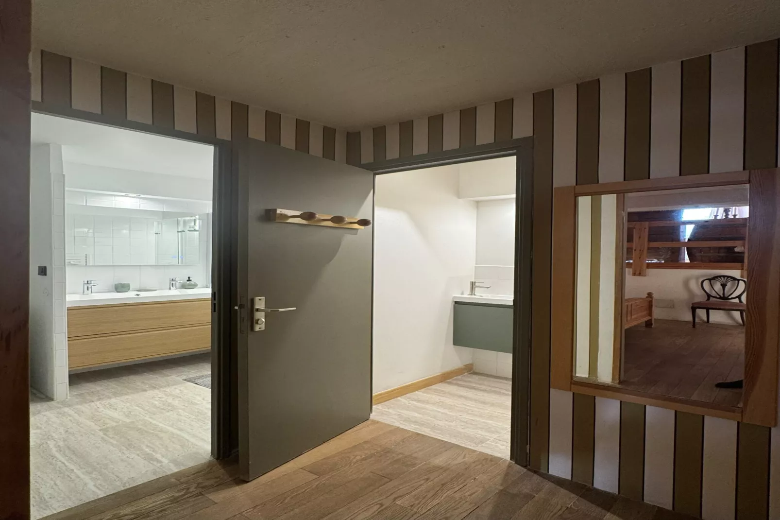 Les Pounchus D N°02 - 3P8-Flur