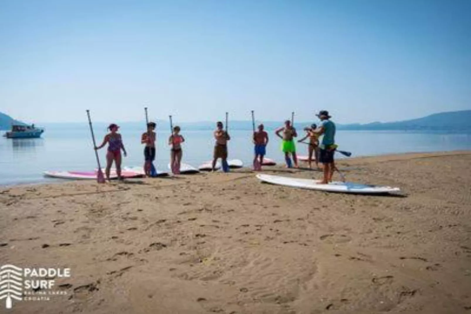 One-Bedroom Apartment With Lake View-Ambiente