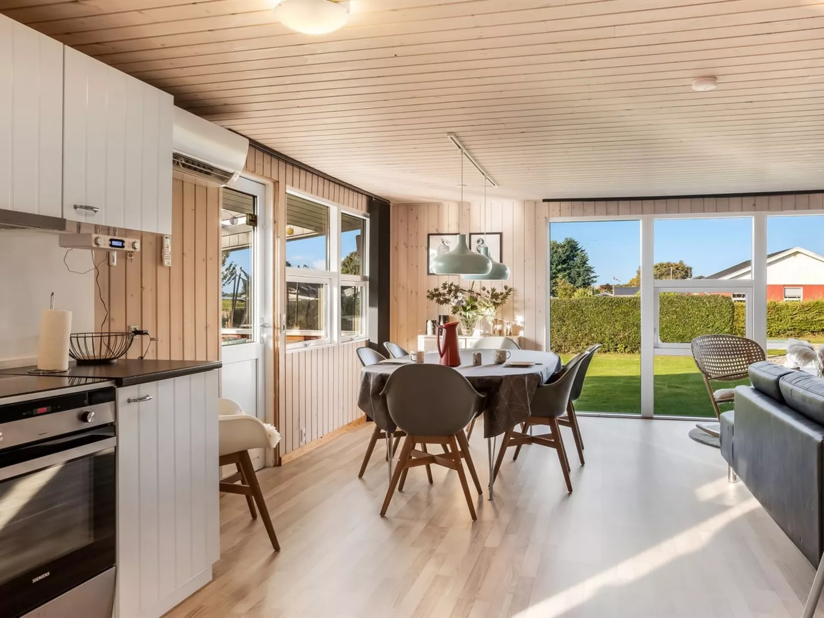 "Ali" - 500m from the sea-Inside