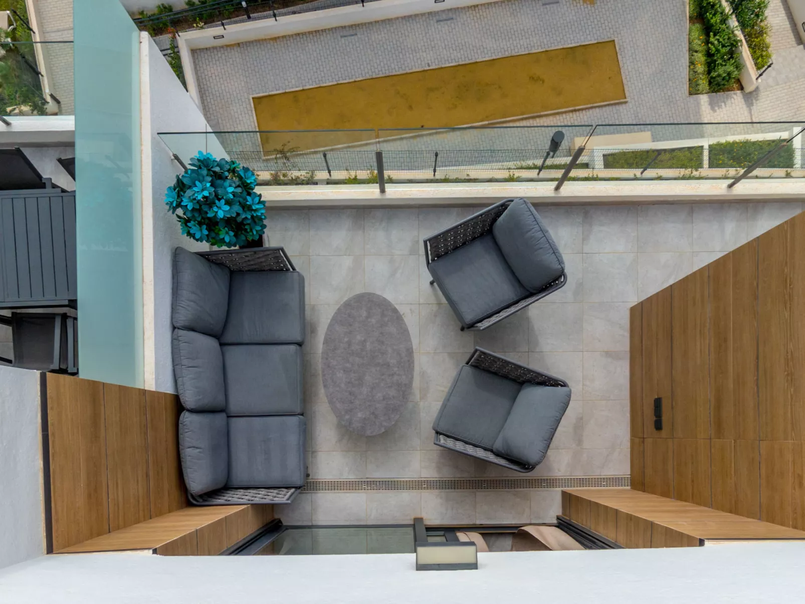 Aire Residencial-Outside