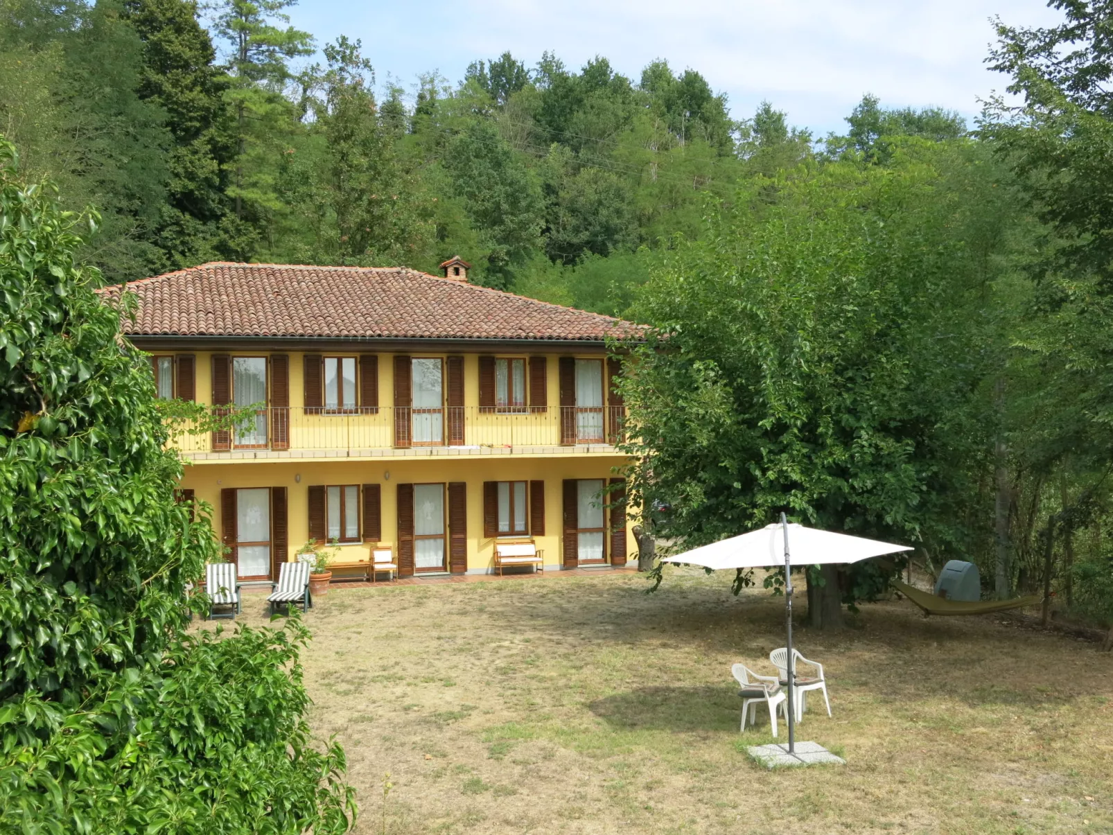 Cascina Calore-Outside