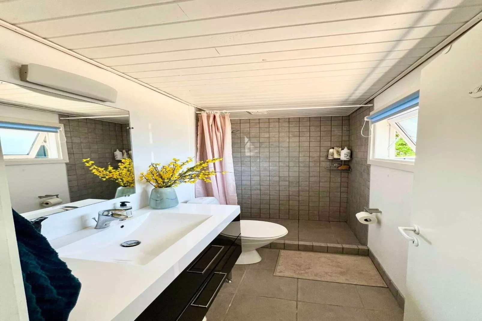 5 star holiday home in Glesborg-Indoor