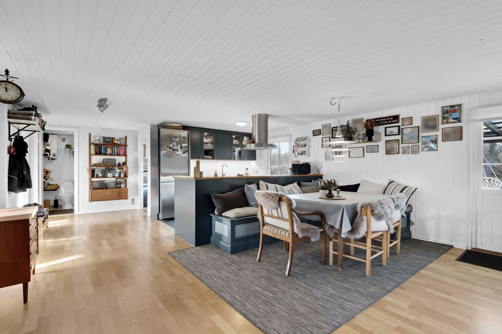 5 star holiday home in Thyholm-Indoor