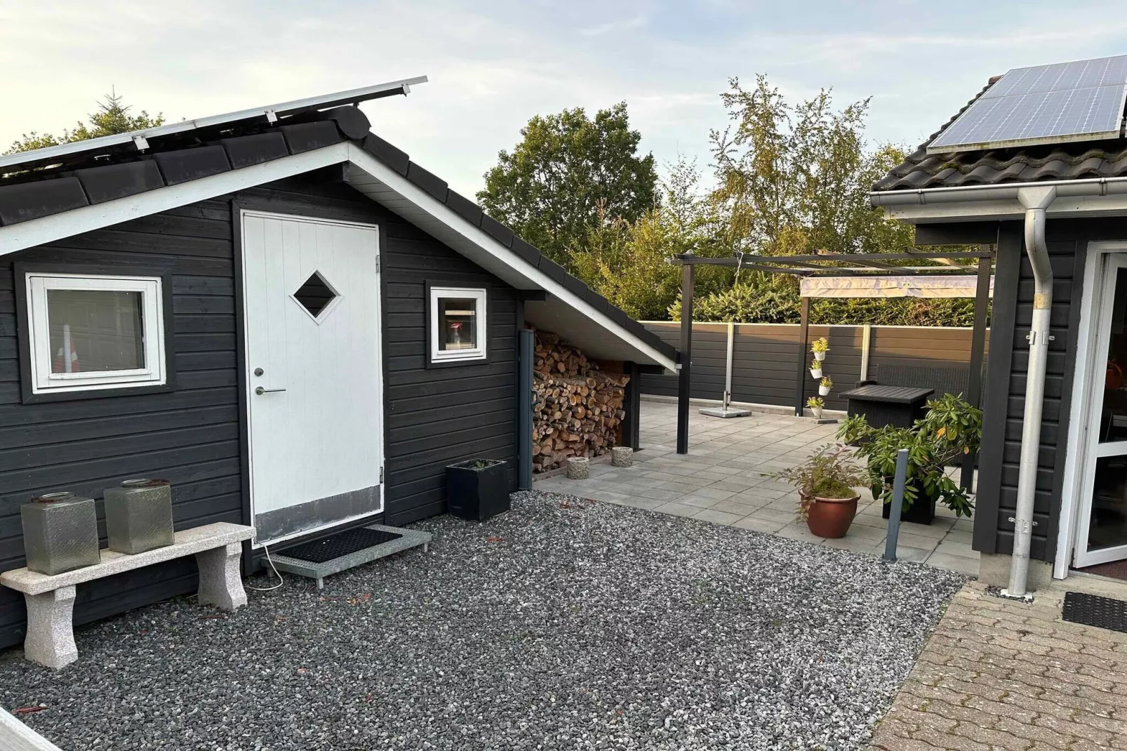 5 Sterne Ferienhaus in Fårvang-Im Freien