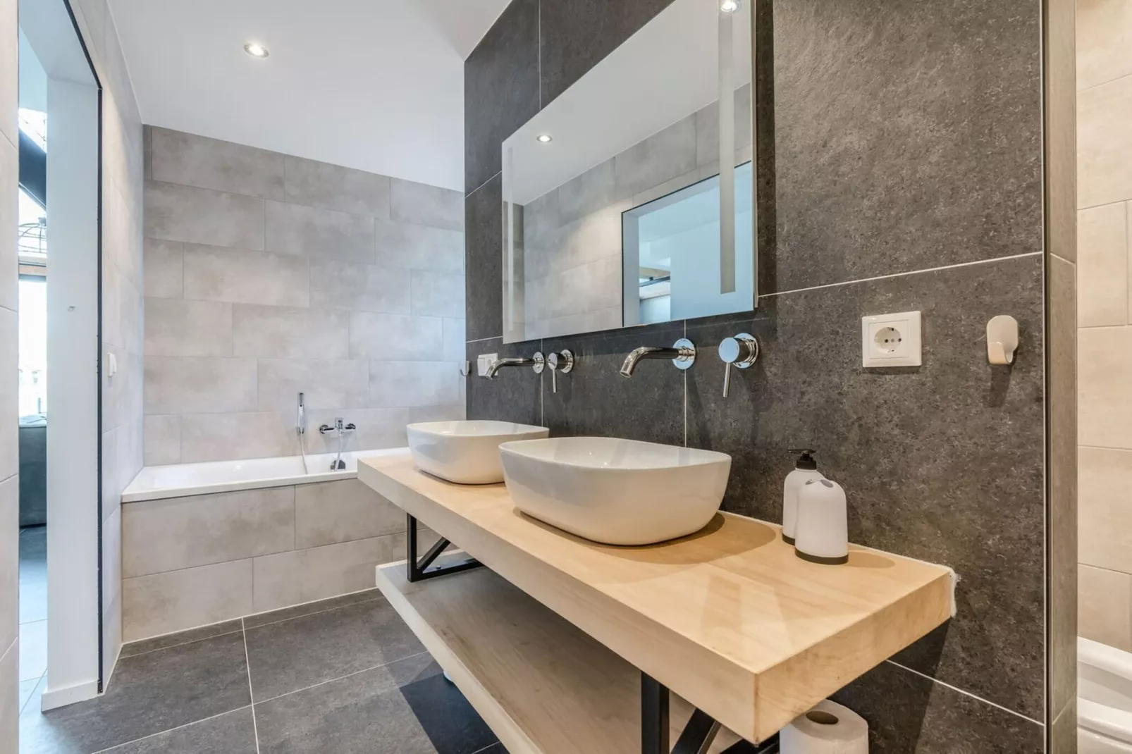 Farm Lodge 670-Badezimmer