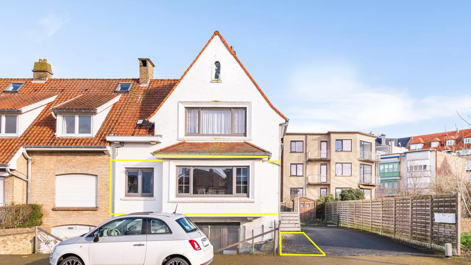 Les Trois Moineaux-Außenbereich Sommer