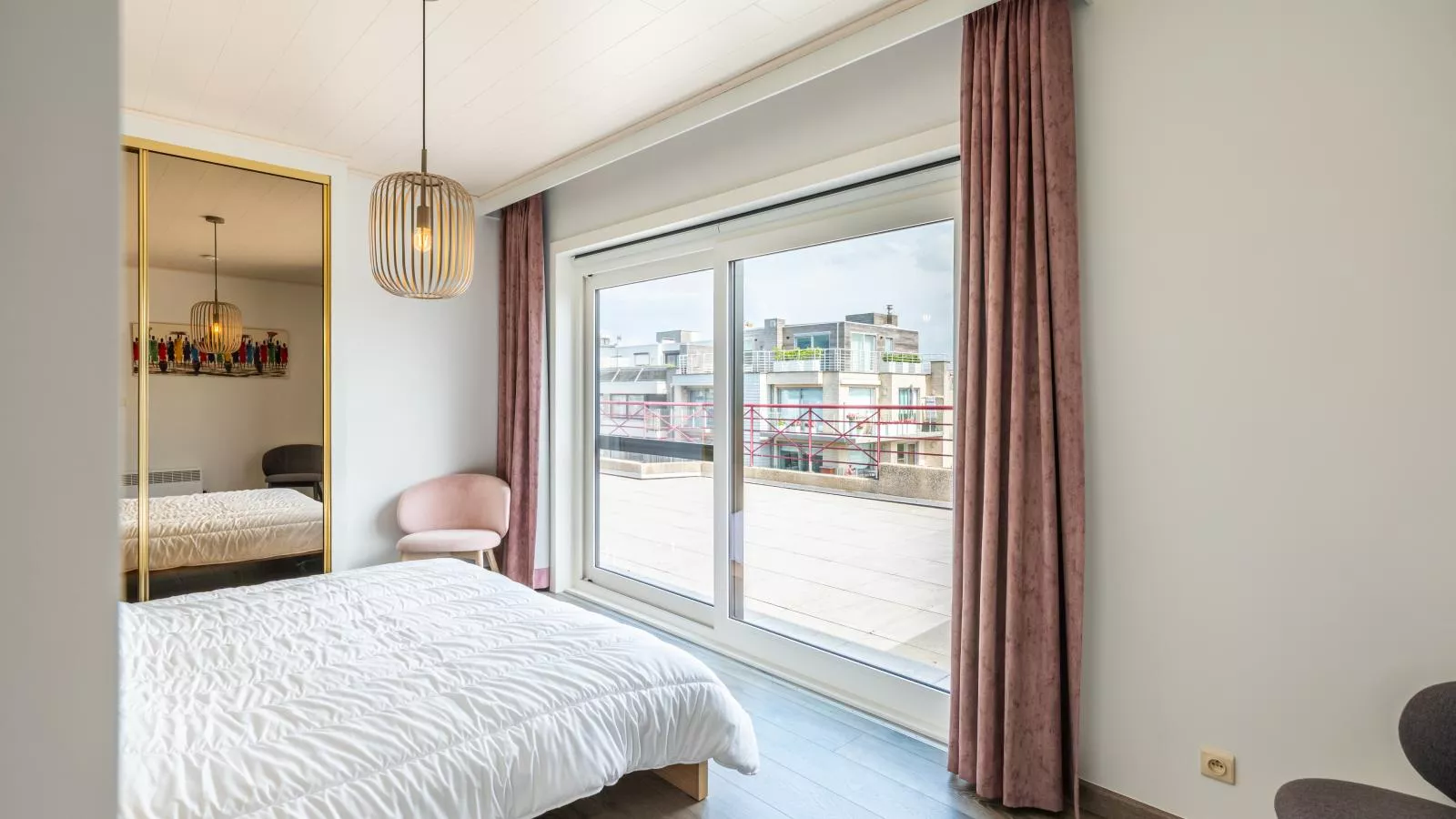 La Bohème vijfde-Bedroom