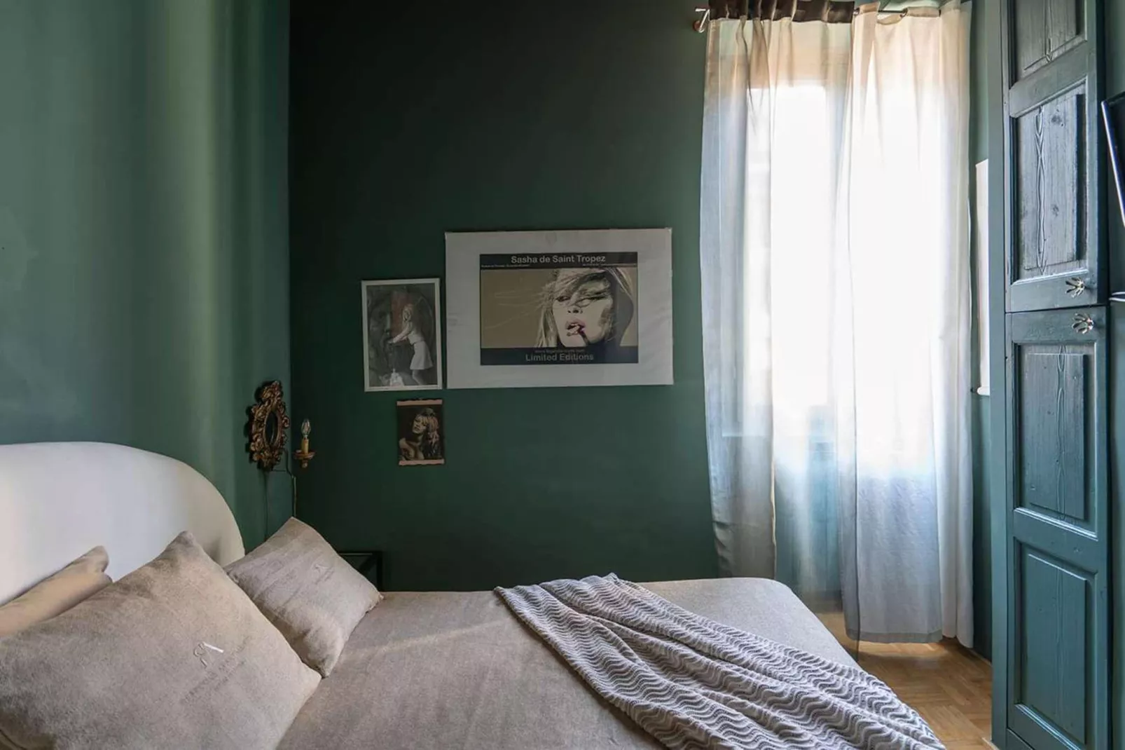 MI Casati 24-Bedroom