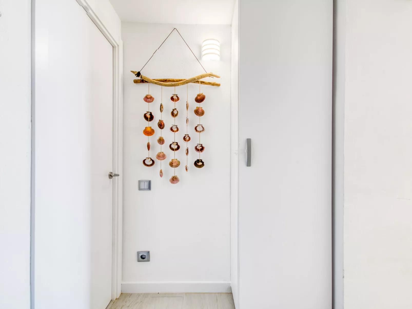 Port L'escala-Inside