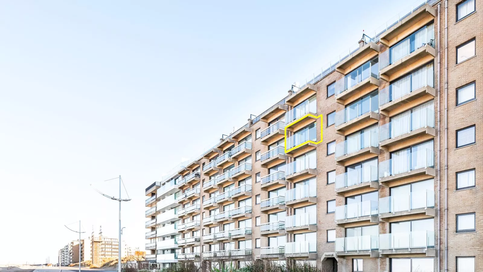 La Digue Est cinq-Exterior in summer