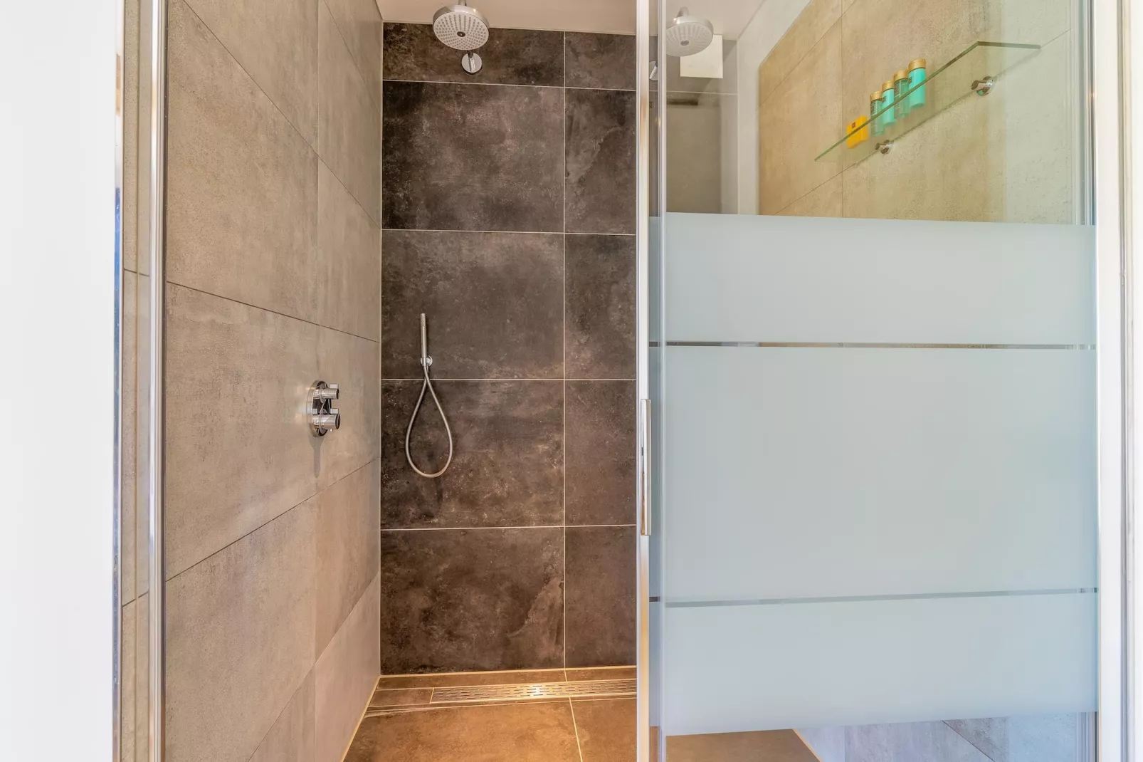 Villa Buytenplaats 193-Bathroom