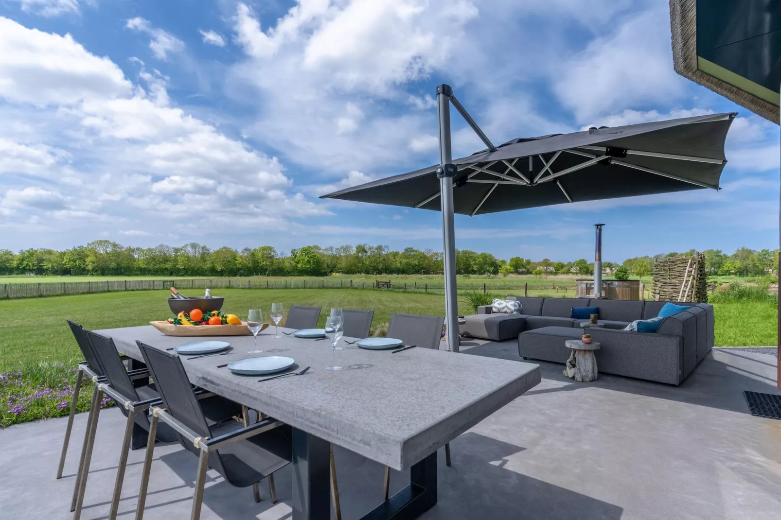 Villa Buytenplaats 191-Terrace balcony