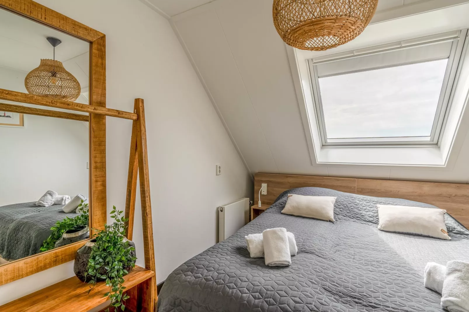 Orchismient 17-Bedroom