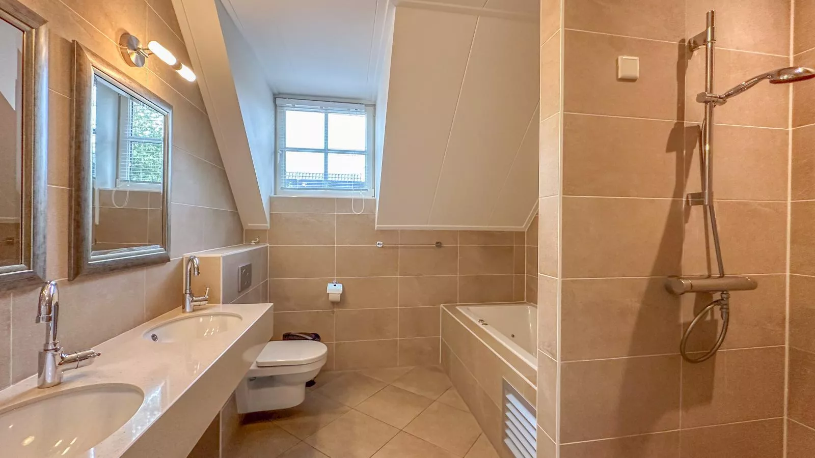 Dune Design 39-Bathroom