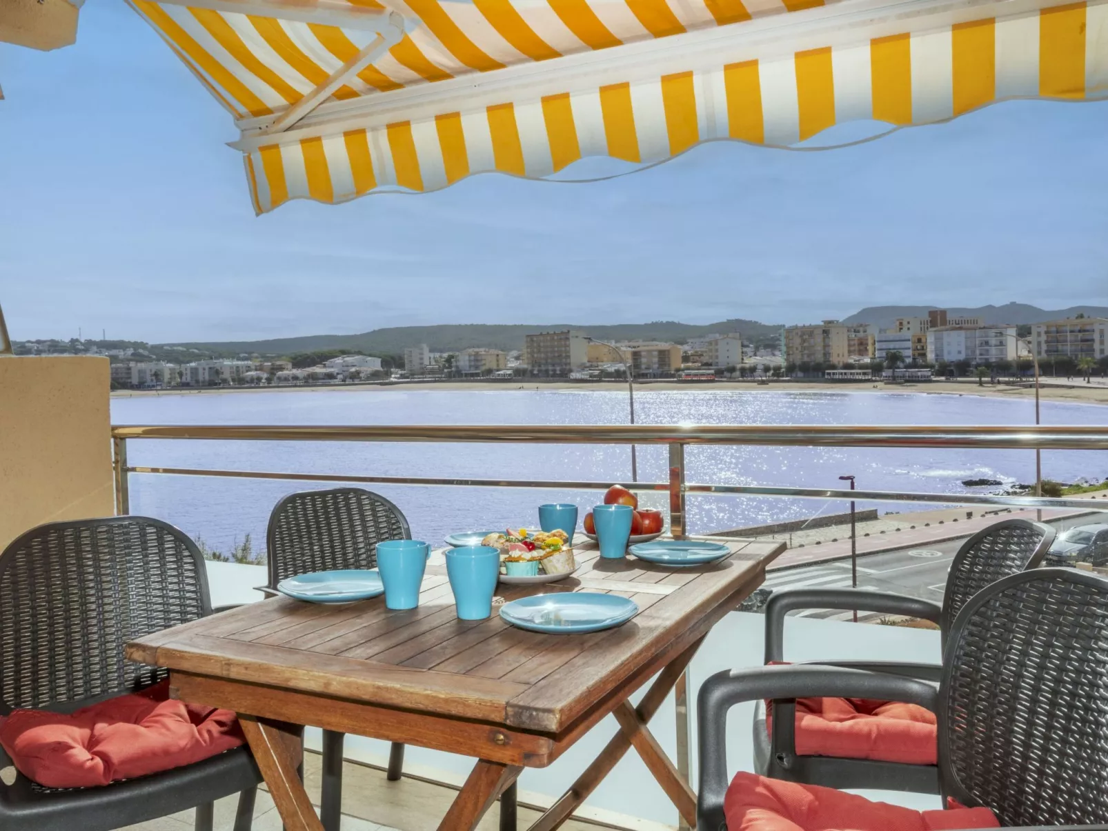 Palau del Mar-Dehors