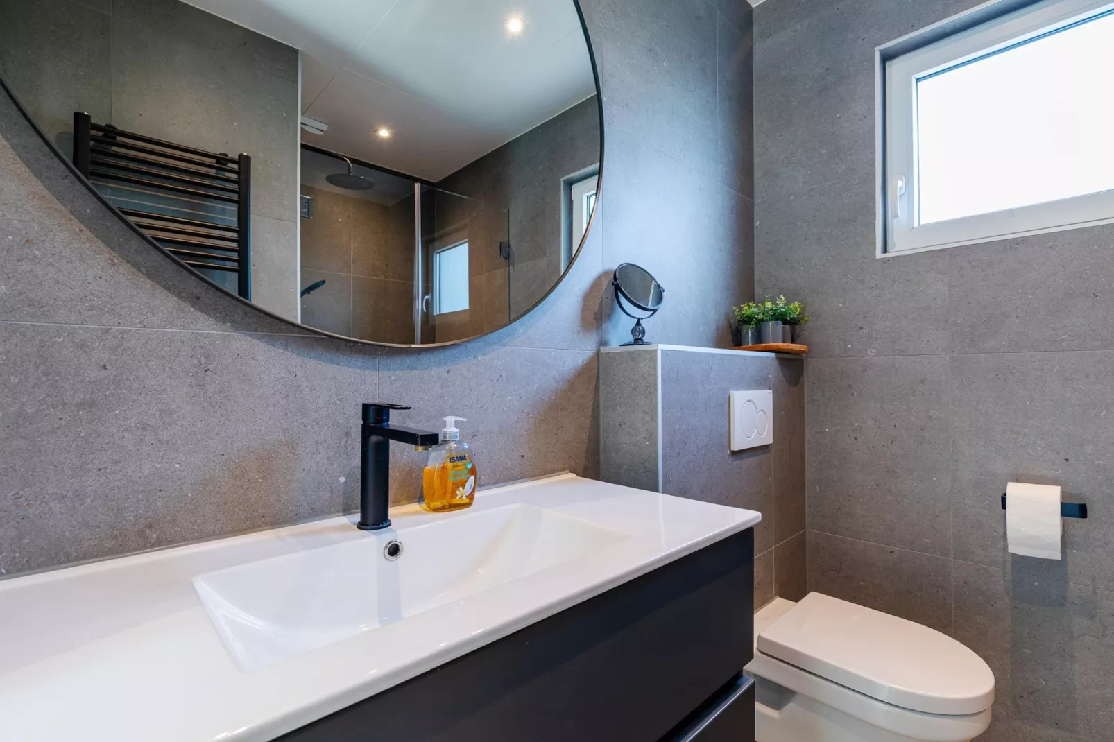 Chalet Julianahoeve | Beachhouse Renesse 2645-Salle de bain