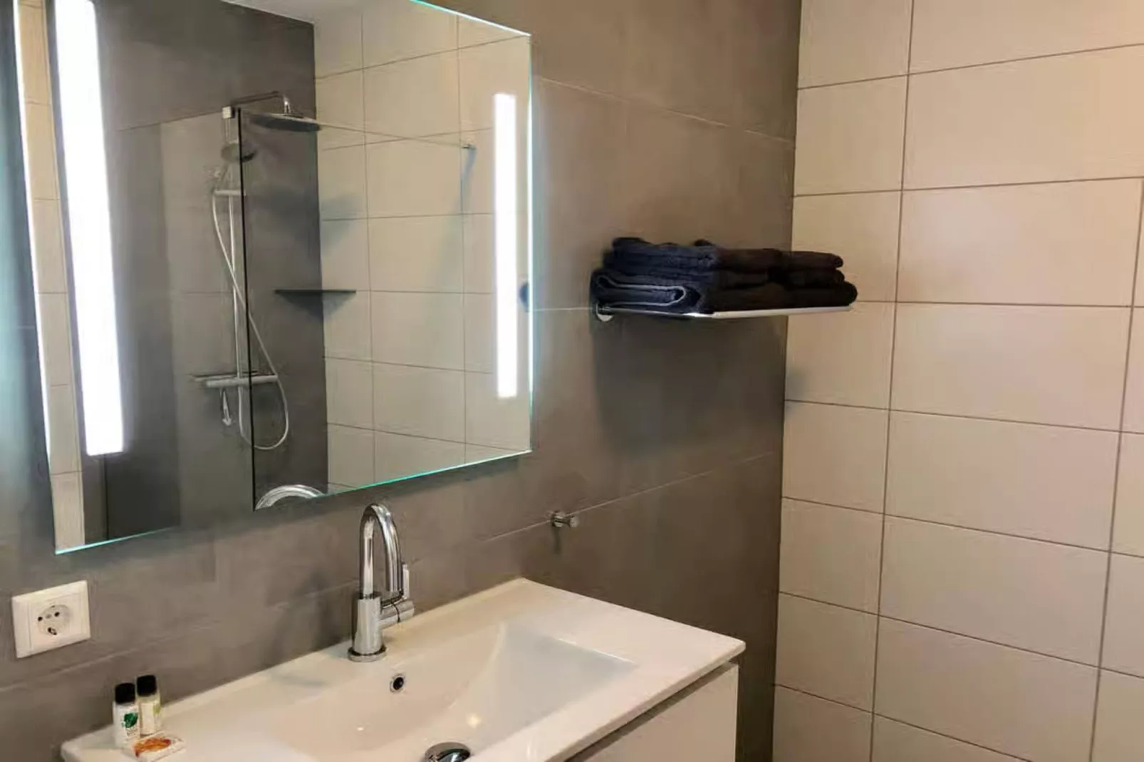 Plein 40 Lodge 7-Badezimmer