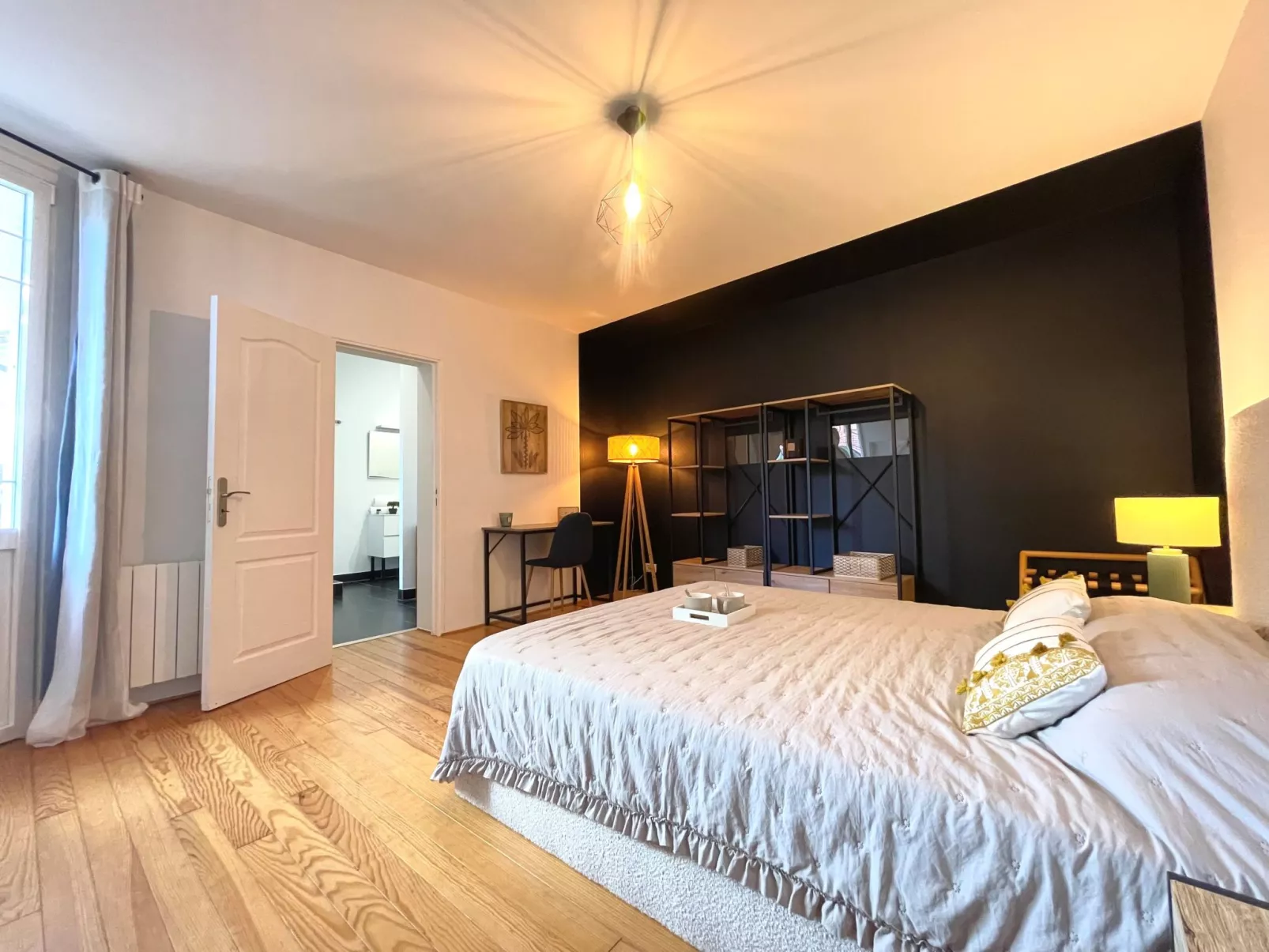 Côté Bassin-Drinnen