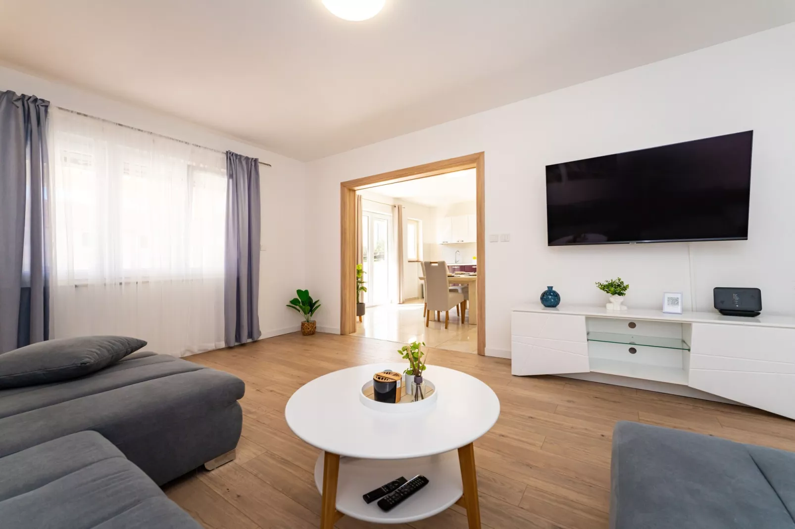 Holiday home Briscola-Salon