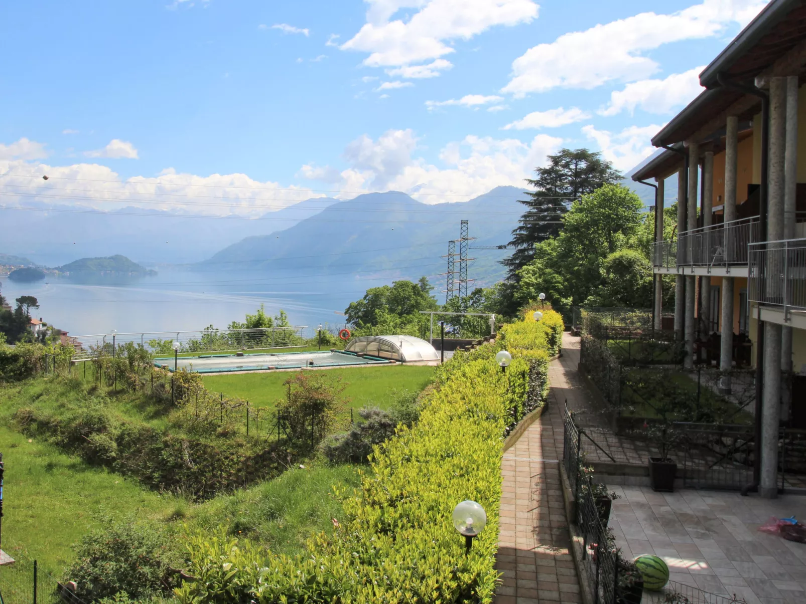 Borgo Castello-Outside