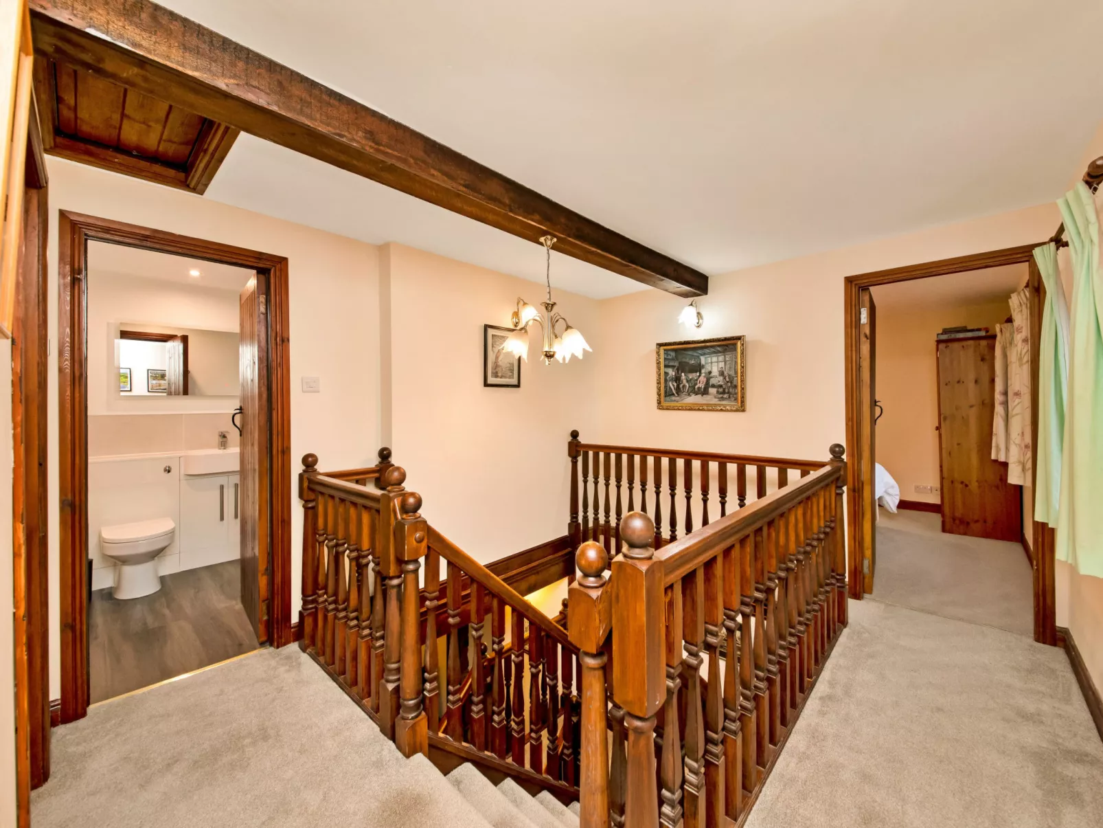 The Shires at Alstonefield-Dedans