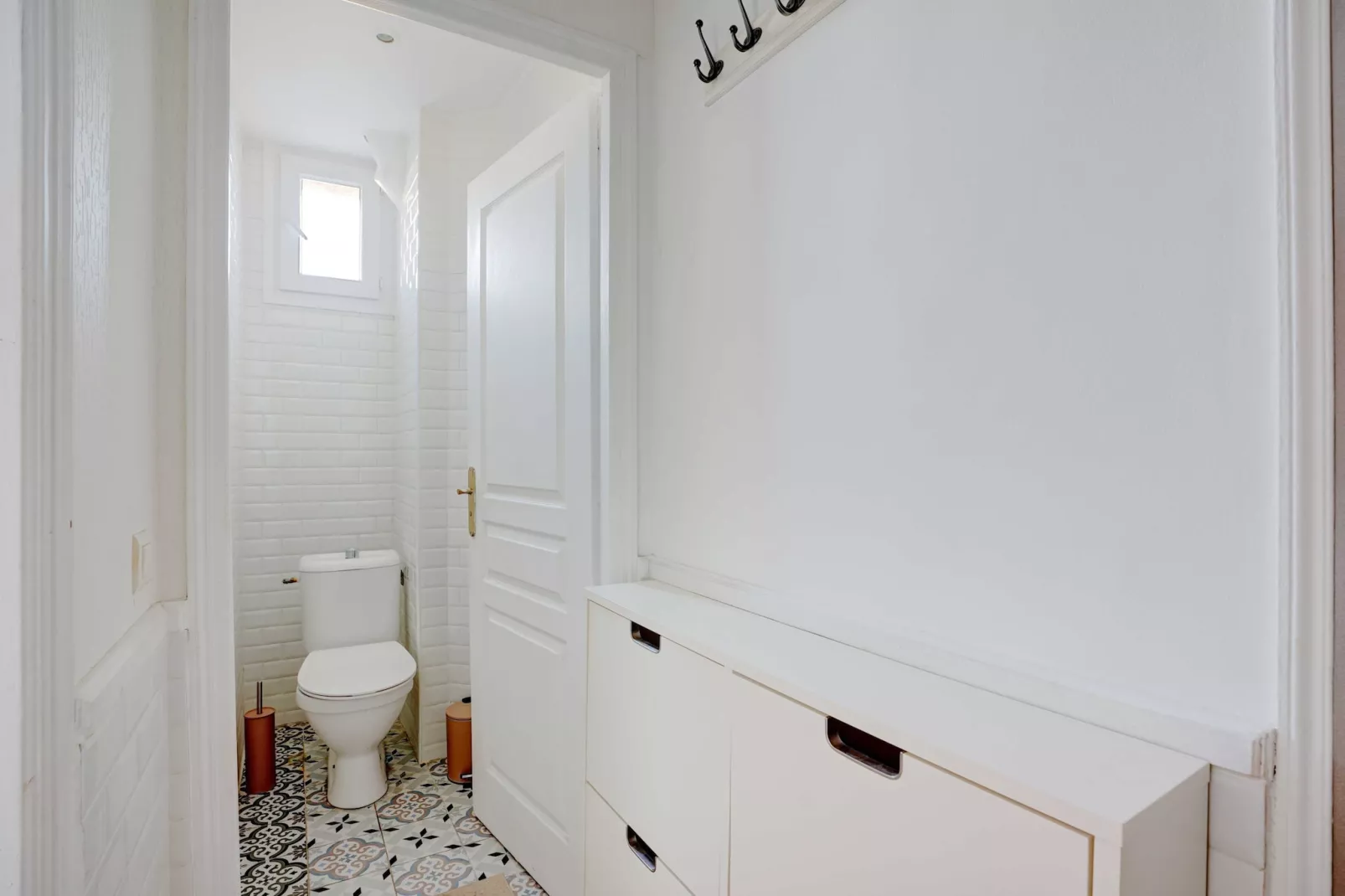 TB-101-THOREZ-Bathroom