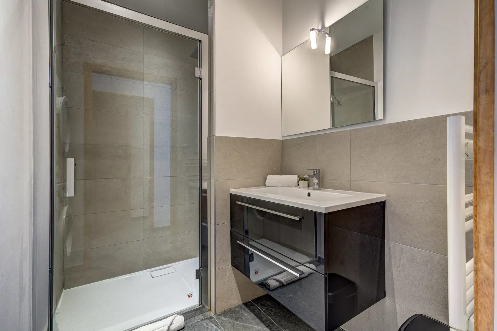 Chamois 4-Badezimmer