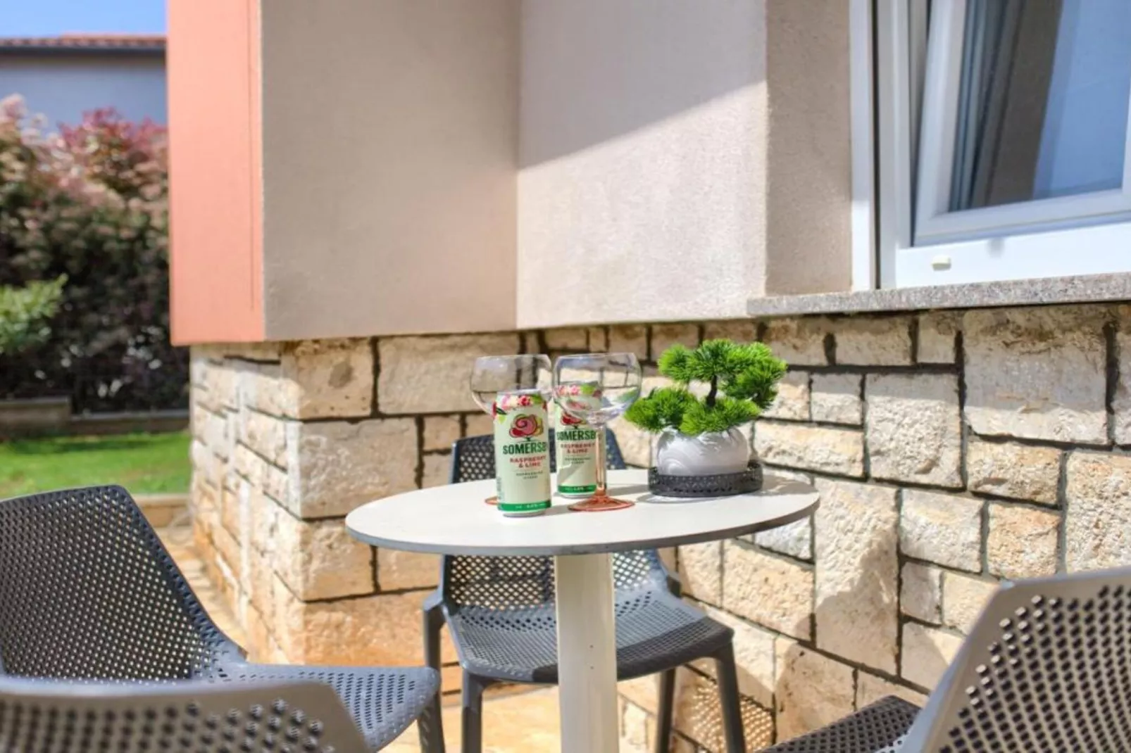 Apartments Mons - Two Bedroom Apartment With Terrace (A2)-Im Freien