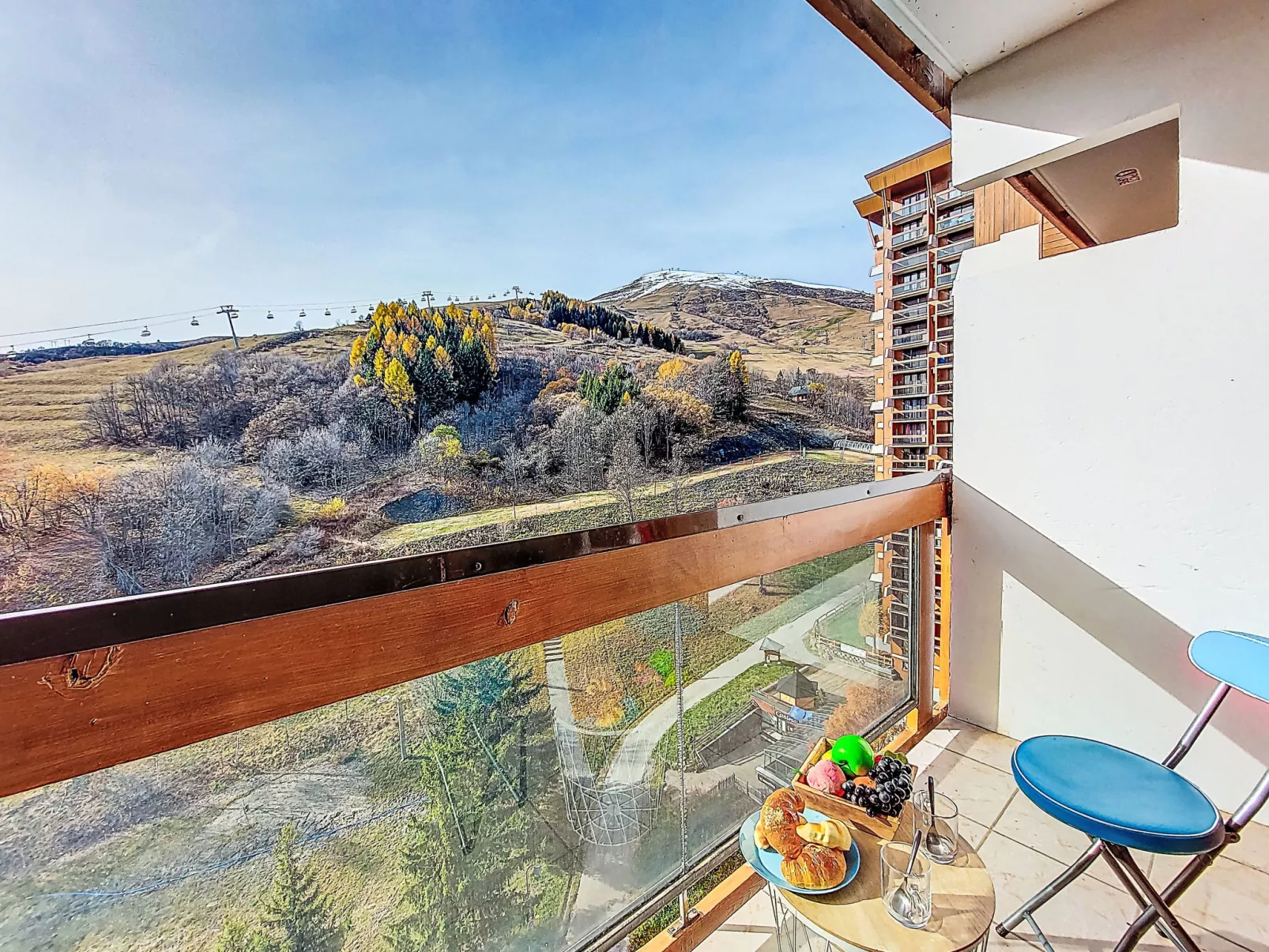 Soyouz Vanguard-Outside