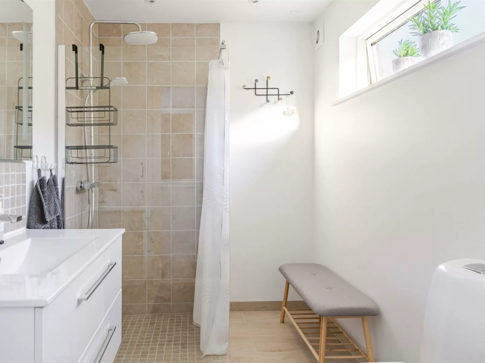 "Martti" - 200m from the sea-Drinnen