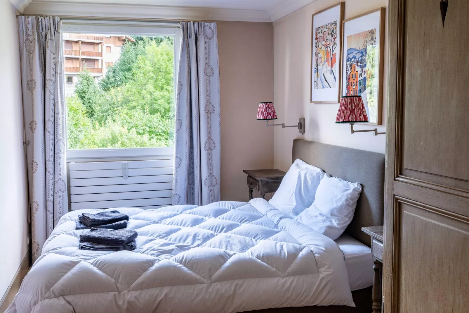 NL-48-CRISTAUX-Schlafzimmer