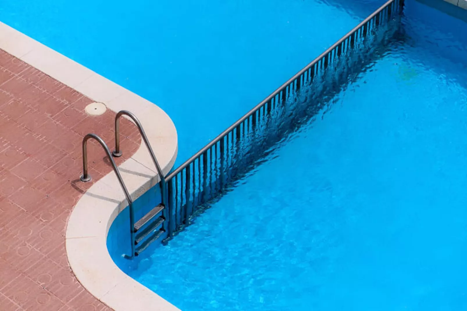 Appartements à Roses-Untagged