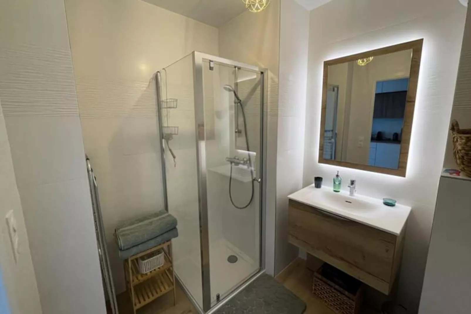 Studio Moderne - Terrasse - Piscine-Non tagué