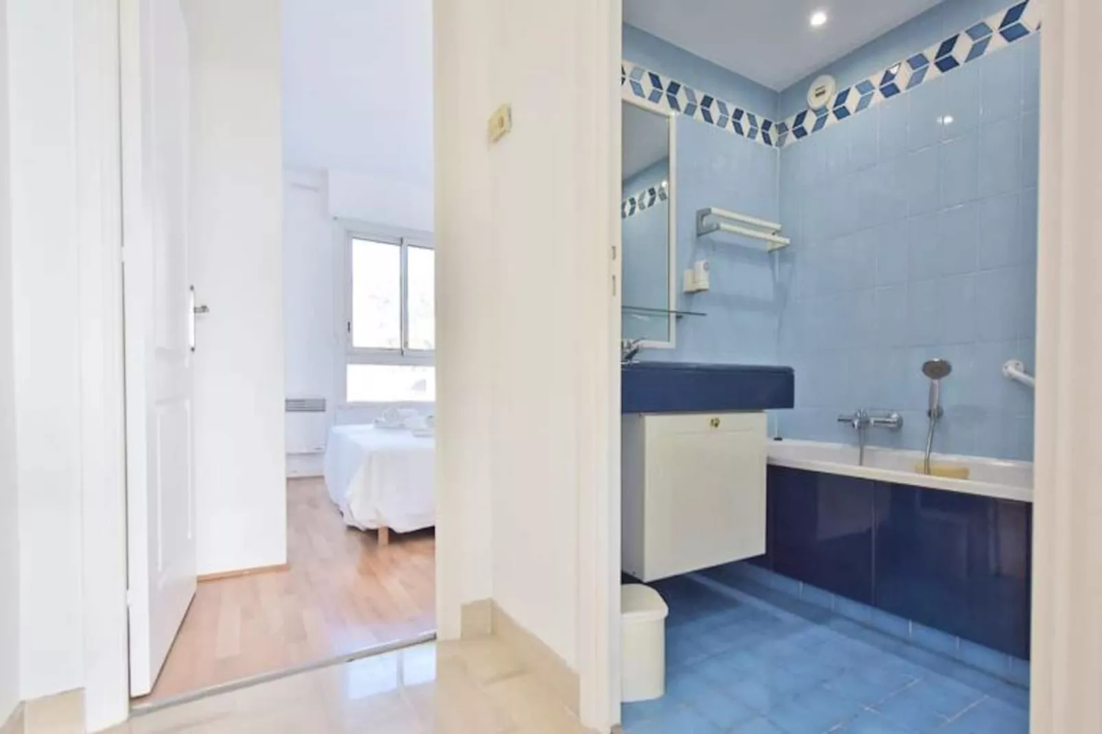 Résidence 3 Pi&egrave;ces En R&eacute;sidence Avec Piscine Et Vue Mer-Untagged