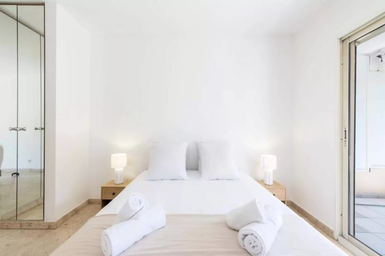 Résidence 2p Résidence Avec Piscine Et Garage, Proche Croisette-Non tagué