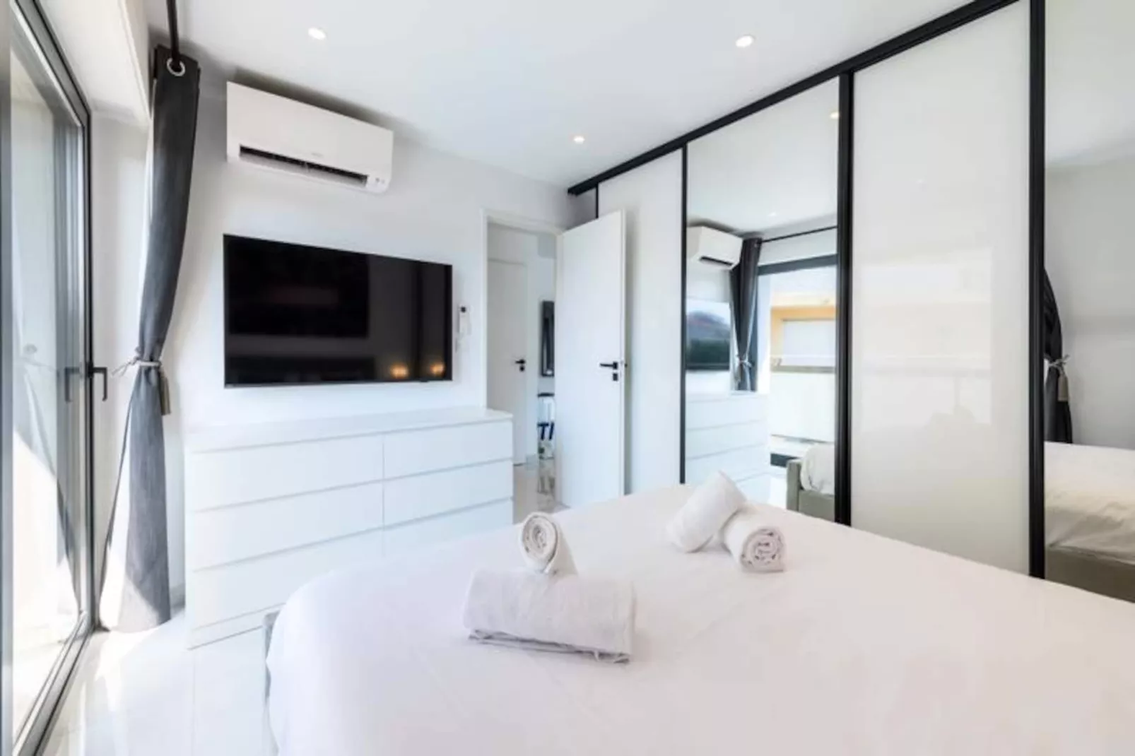 Résidence 2p Traversant, Centre Cannes, Rue D&rsquo;antibes-Non tagué