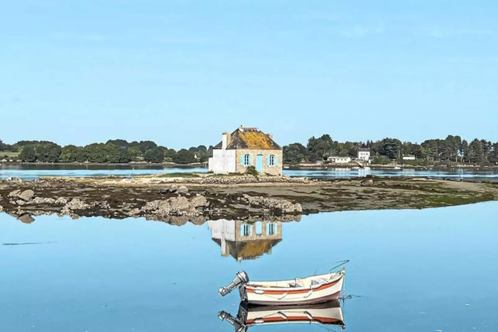 Résidence Rue De La Fontaine-Nicht zugeordnet