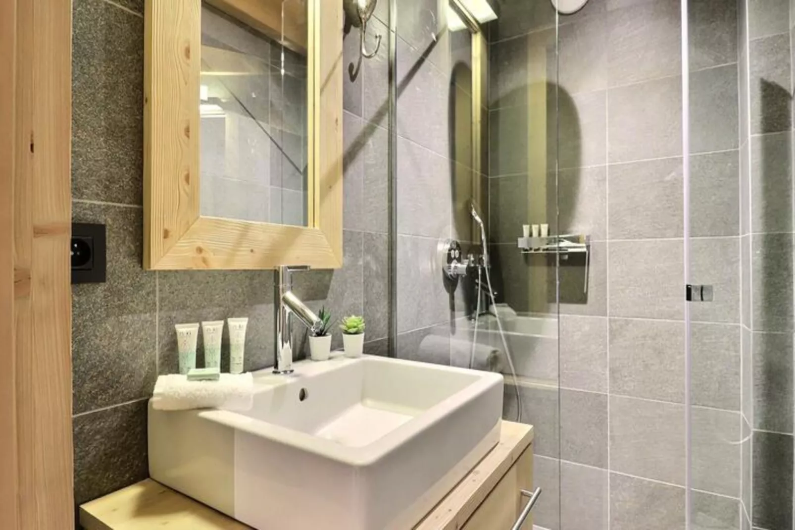 Résidence Goya-Untagged