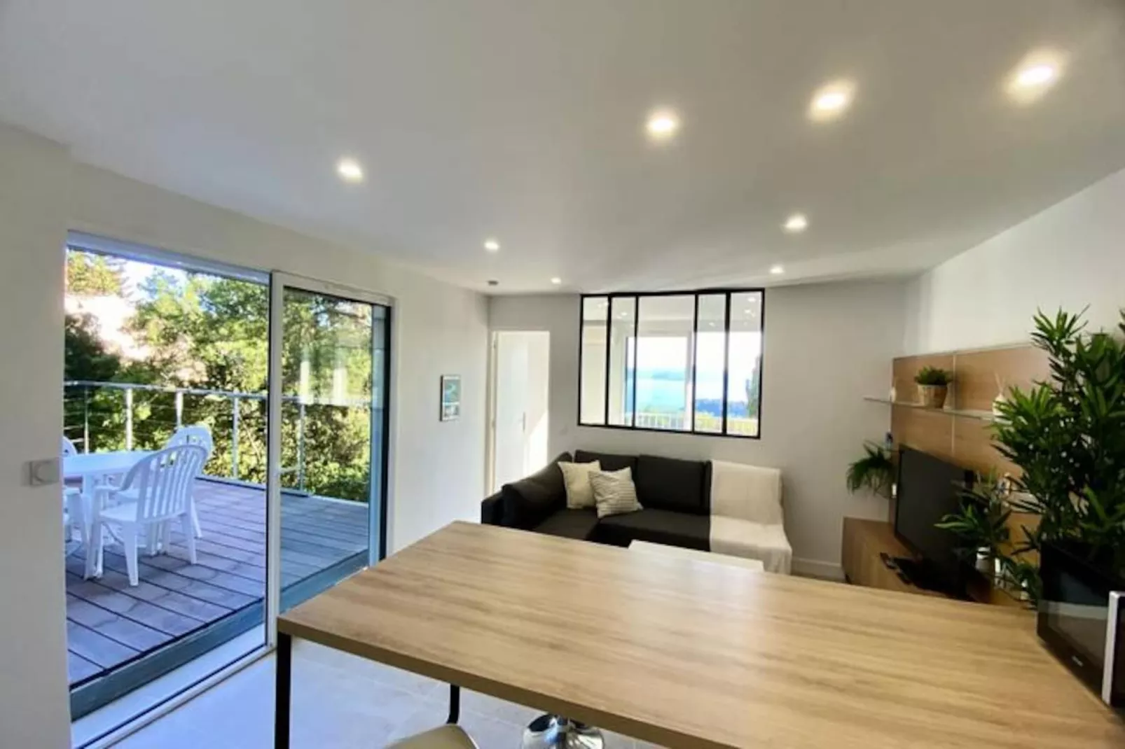 Résidence T2 R&eacute;nov&eacute; Avec Vue Mer Et Grand Balcon &ndash; Aiguebelle, Le Lavandou-Non tagué