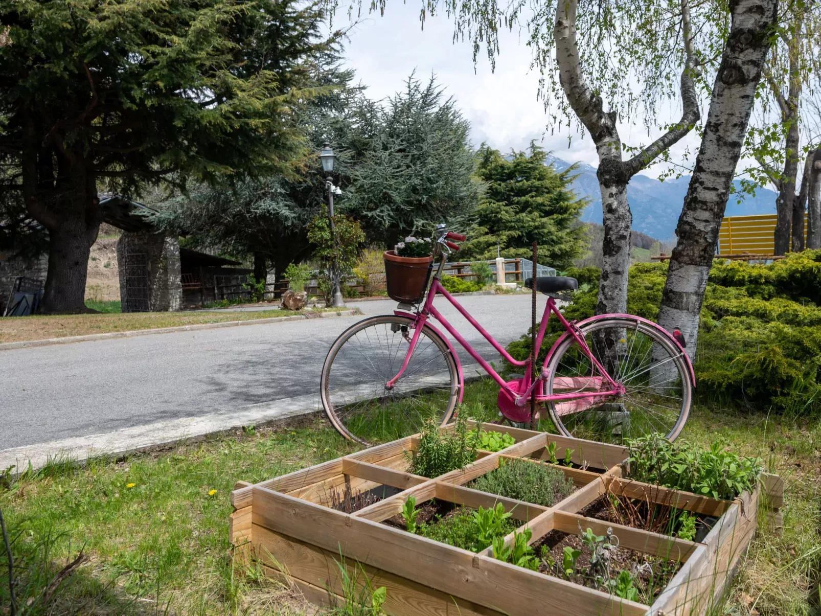Aigle-Inside