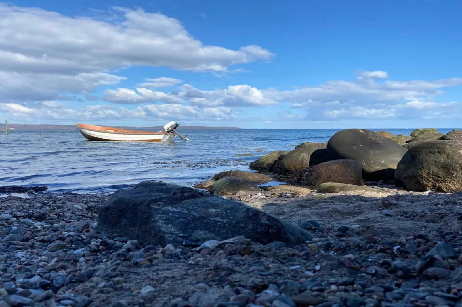 Secluded Haven in Hvidbjerg - By Traum Ferienwohnungen-Water view