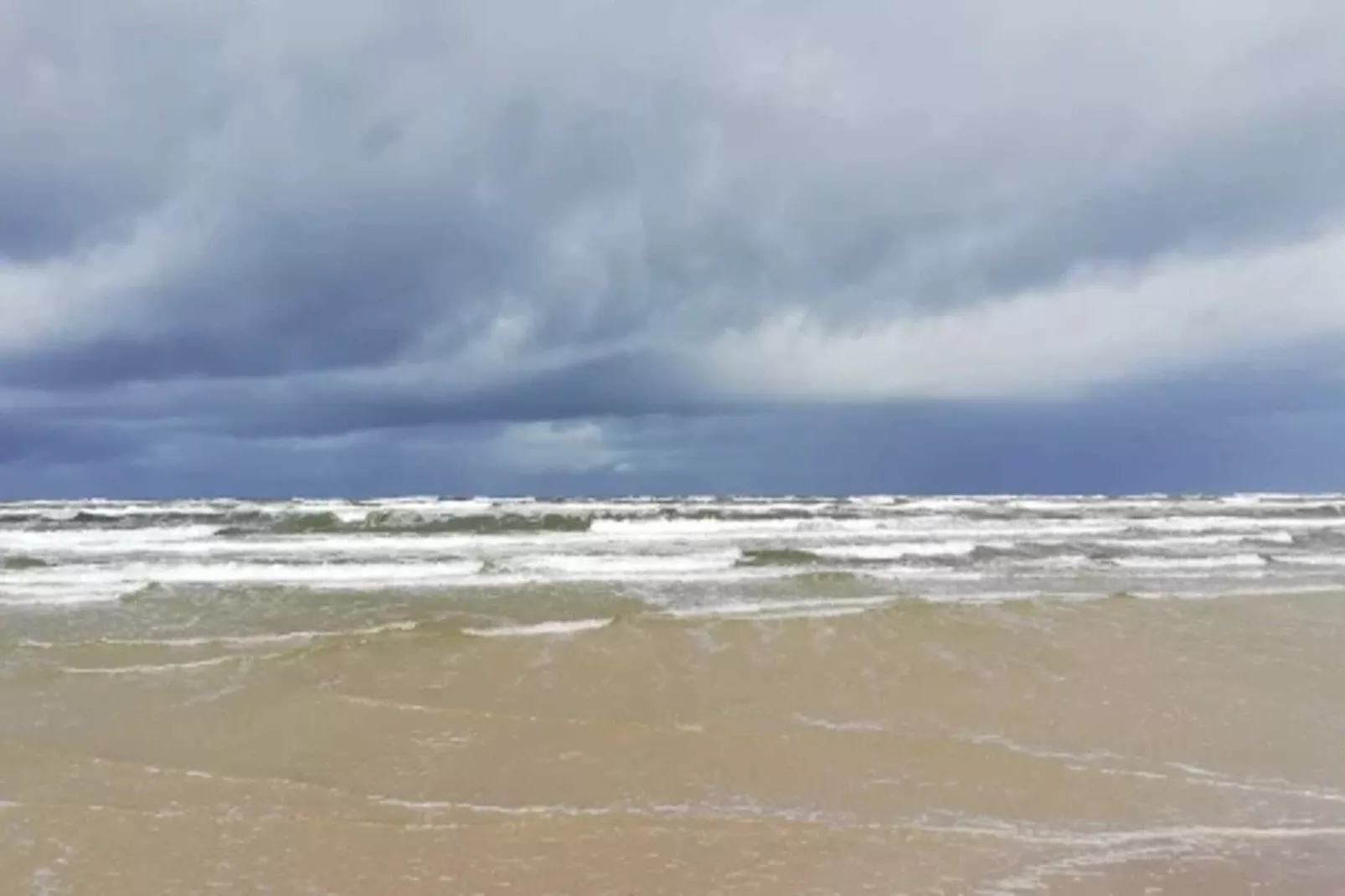 Modern Retreat in Graerup - By Traum Ferienwohnungen-Water view