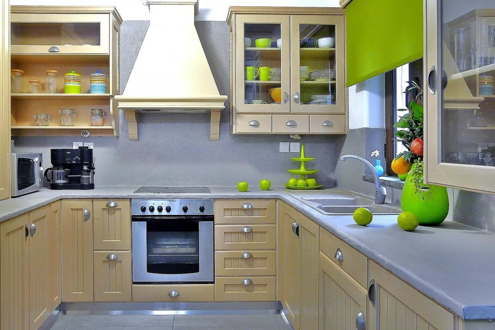 Holiday home, Pemonia--Kitchen