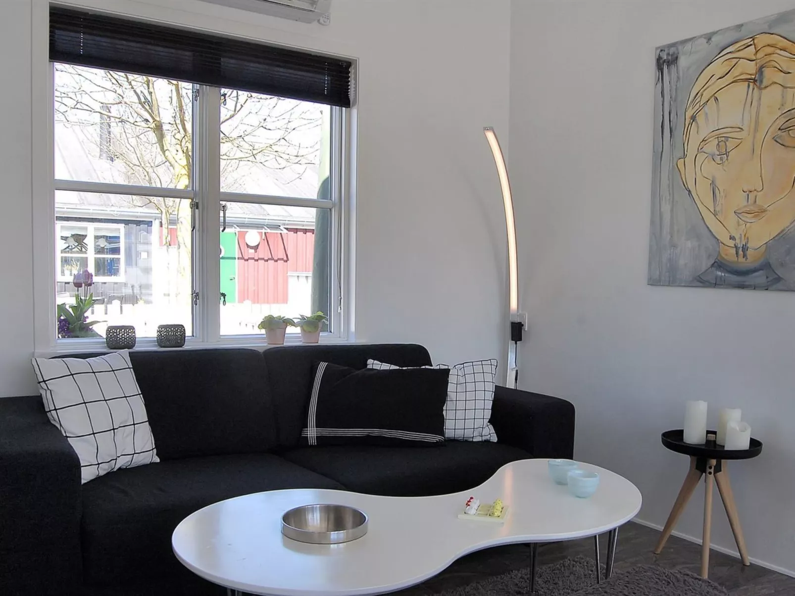 "Idamarie" - 2m from the sea-Dedans