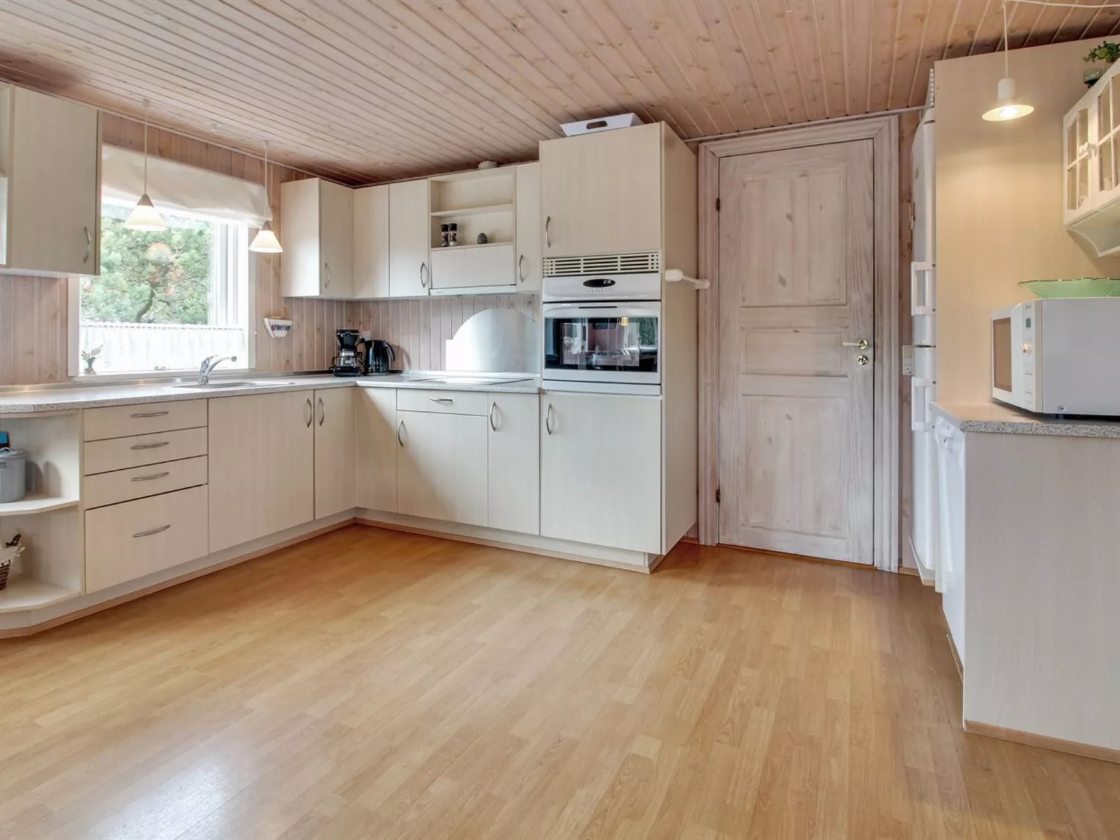 "Annakarin" - 500m from the sea-Dedans