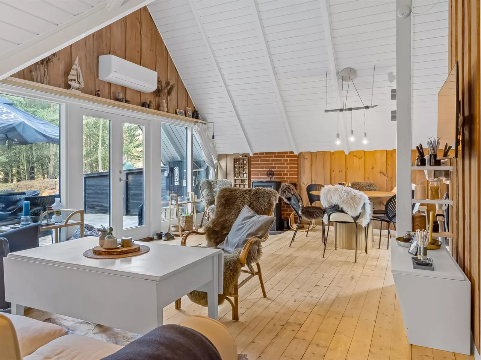 "Magga" - 3.2km from the sea-Drinnen