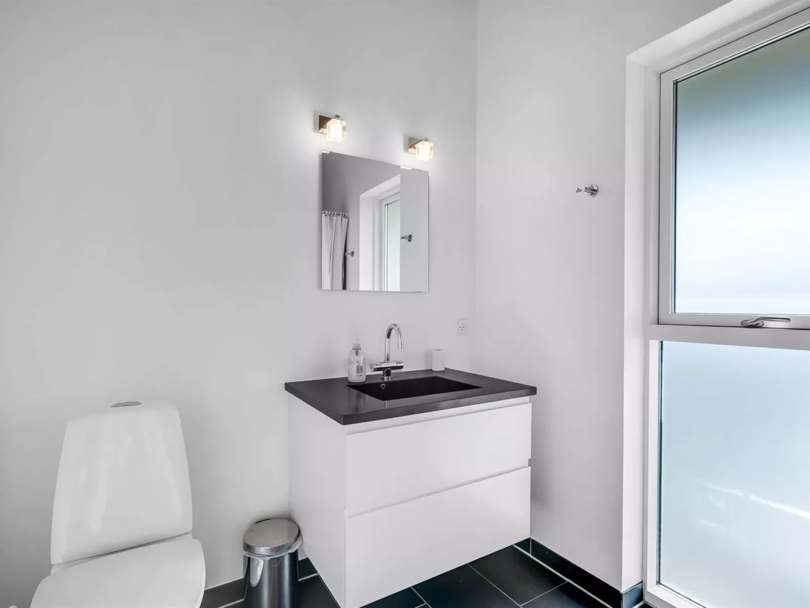 "Meino" - 1.4km from the sea-Dedans