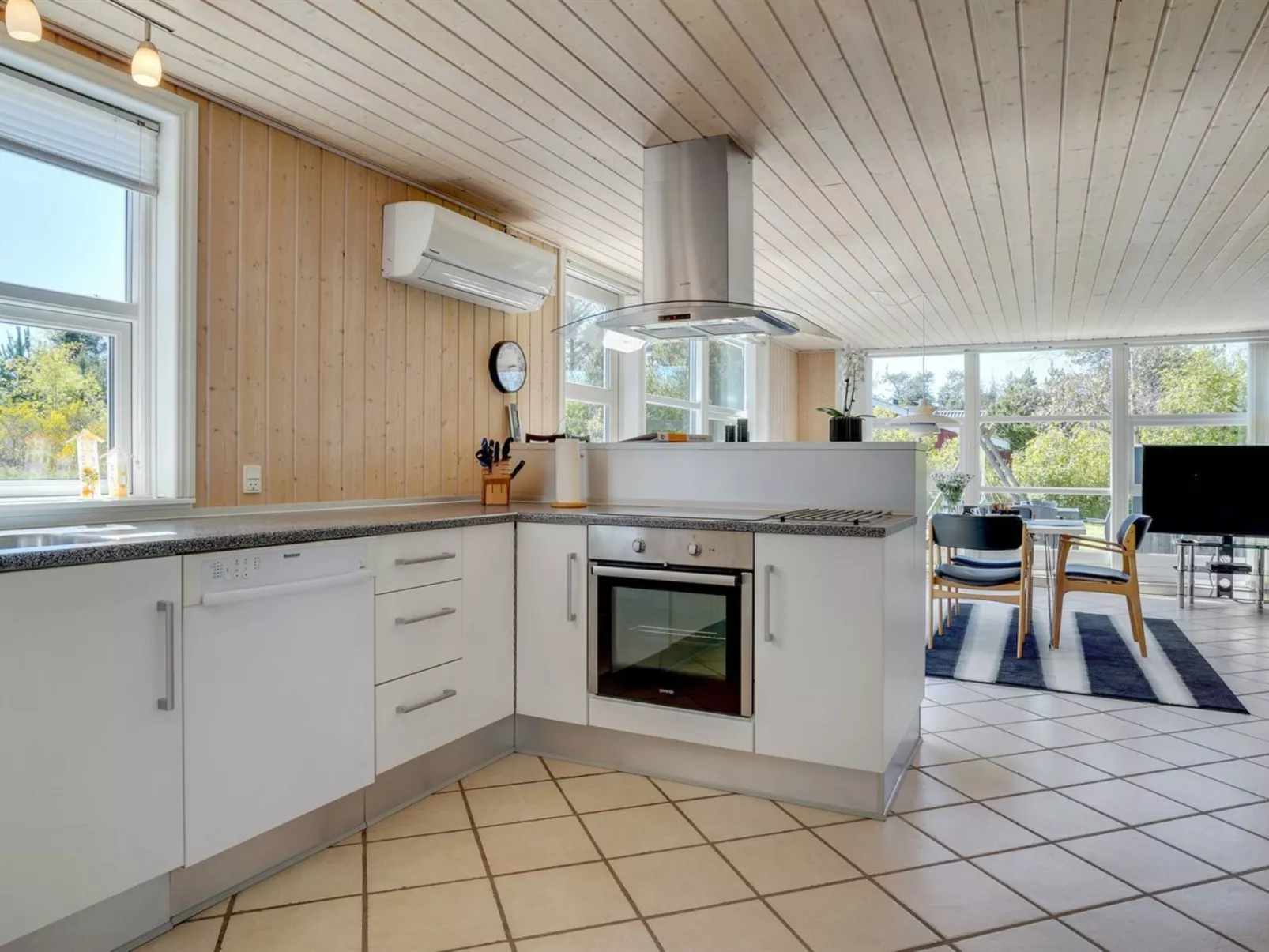 "Wilja" - 400m from the sea-Drinnen