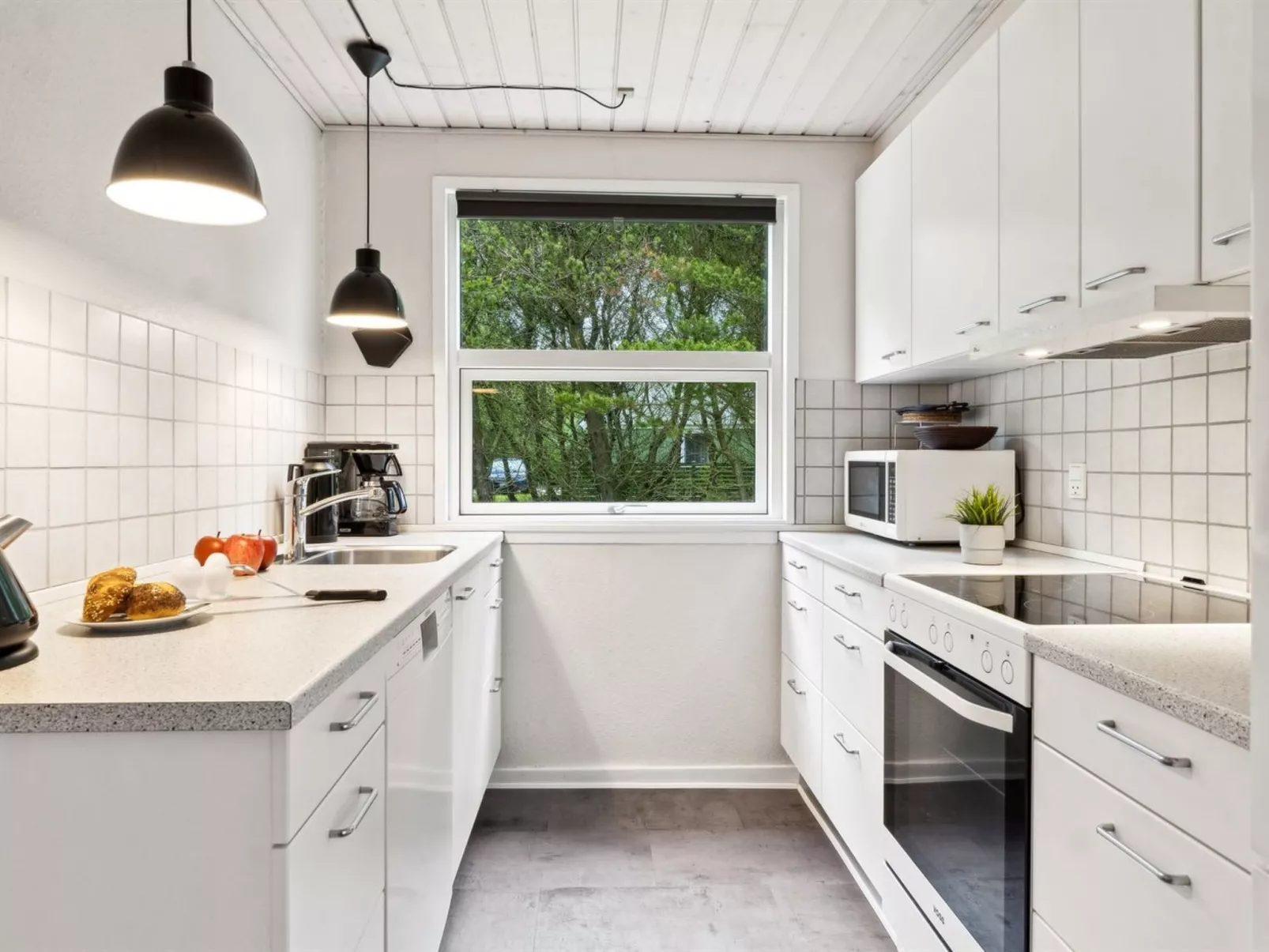 "Sigwid" - 2.7km from the sea-Inside